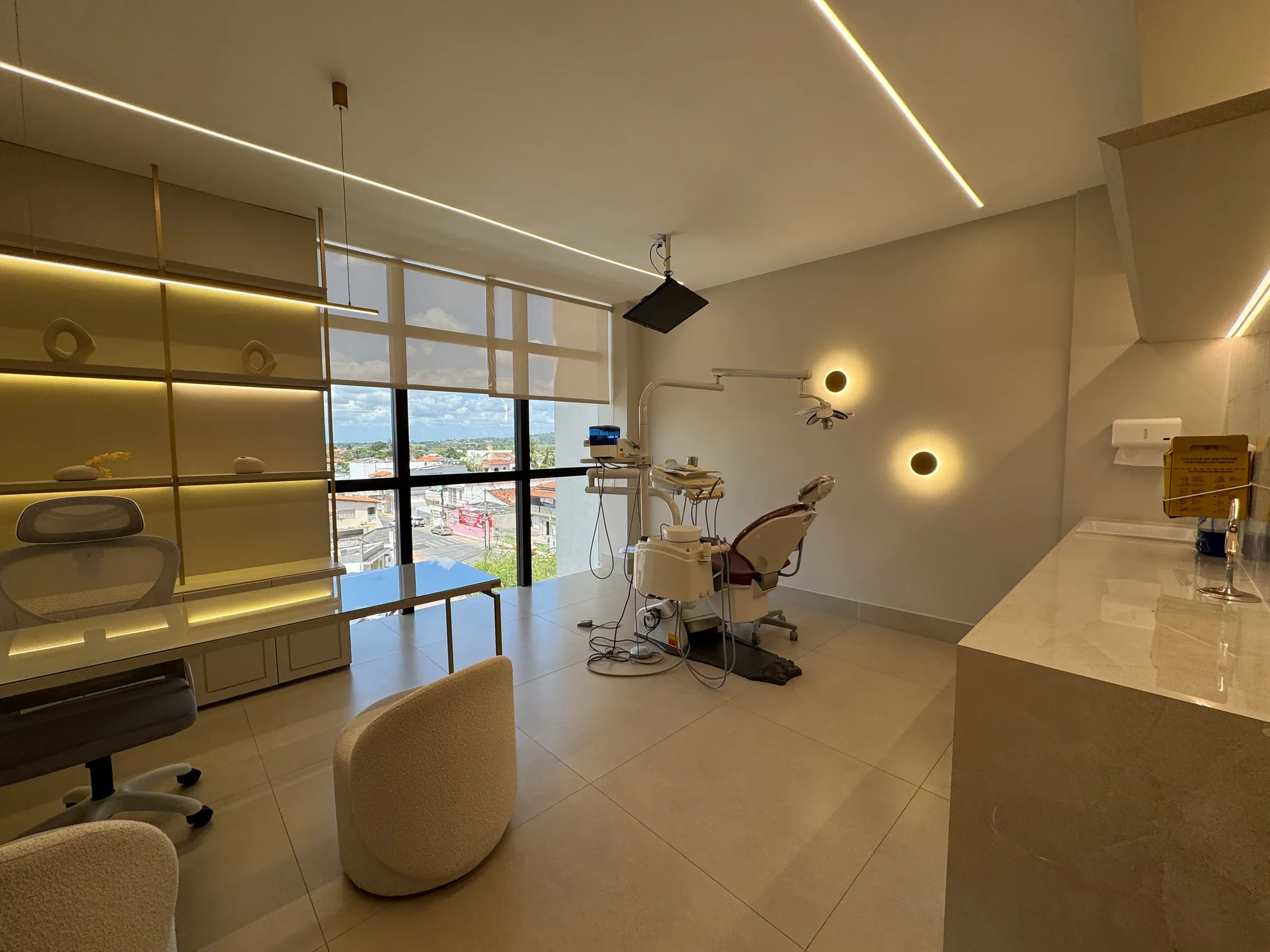 Sala de atendimento odontológico da clínica
